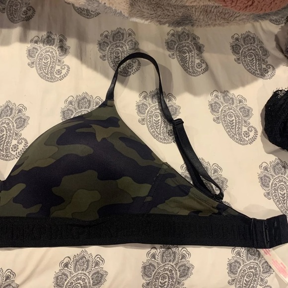 bra - Picture 3 of 3